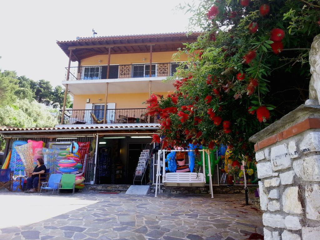 Tzaneria Apartments Skiathos Kanapitsa  Extérieur photo
