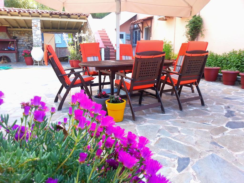 Tzaneria Apartments Skiathos Kanapitsa  Extérieur photo